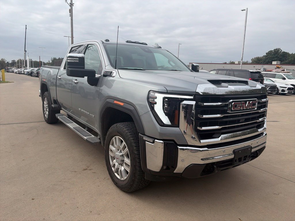 Used 2024 GMC Sierra 2500 SLT w/ SLT Premium Package AWD/4WD image 6