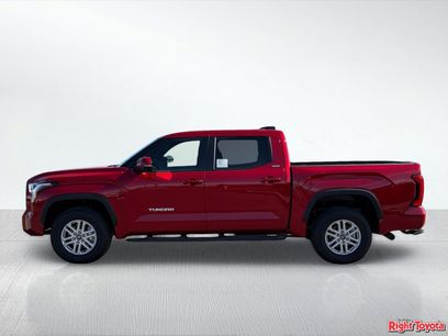 New 2026 Toyota Tundra SR5 w/ SR5 Premium Package