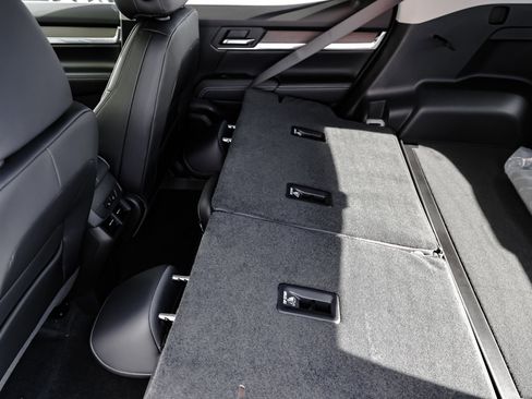 New 2026 GMC Terrain Denali image 17