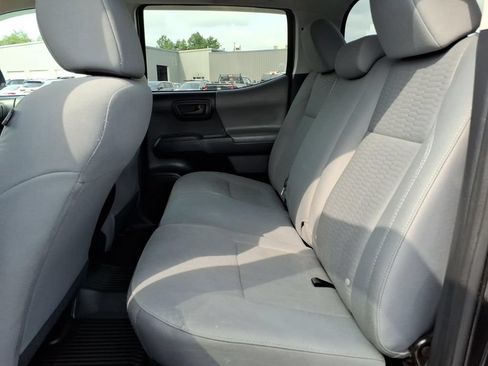 Used 2019 Toyota Tacoma SR w/ SR Convenience Package AWD/4WD image 13