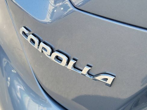 Used 2024 Toyota Corolla LE FWD image 8