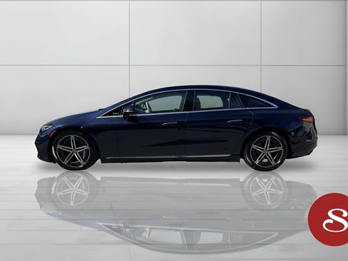 Used 2023 Mercedes-Benz EQS 580 4MATIC Sedan image 3