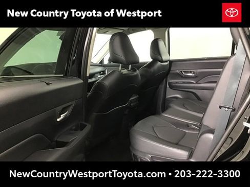 Certified 2024 Toyota Grand Highlander XLE image 19