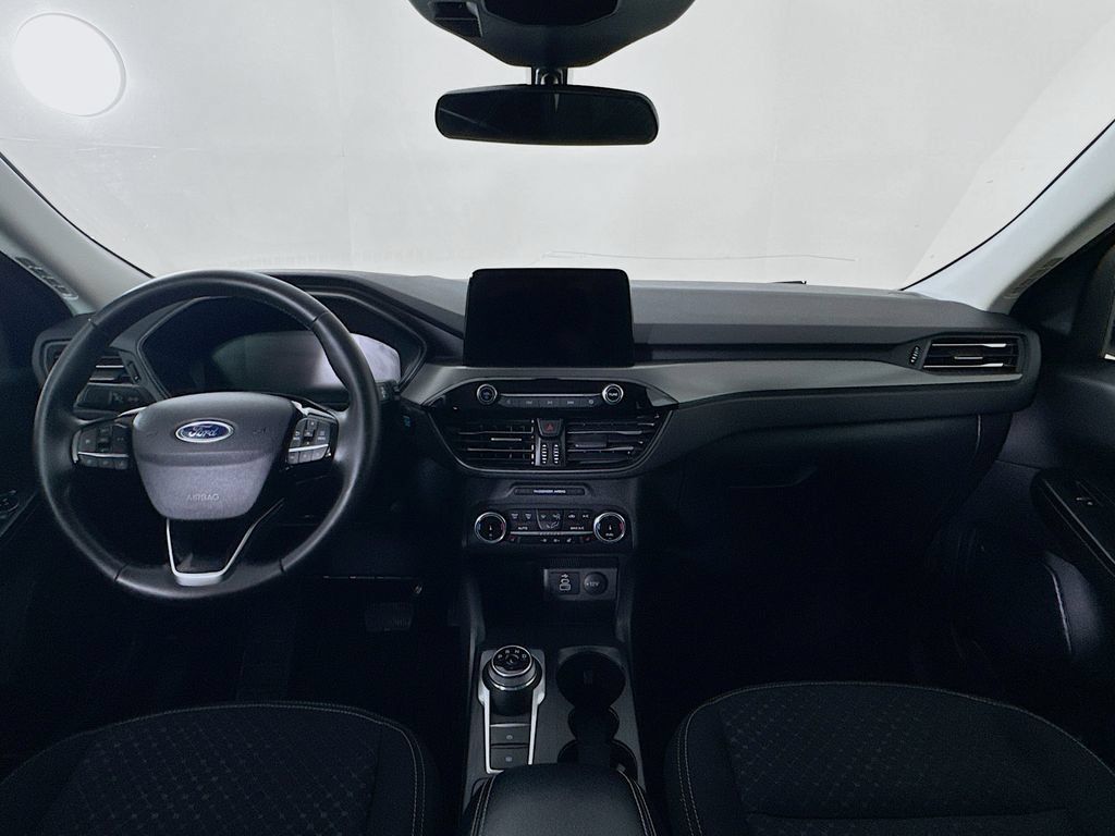 Used 2025 Ford Escape Active AWD/4WD image 13