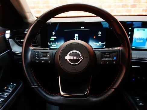 Certified 2025 Nissan Kicks SR AWD/4WD image 16
