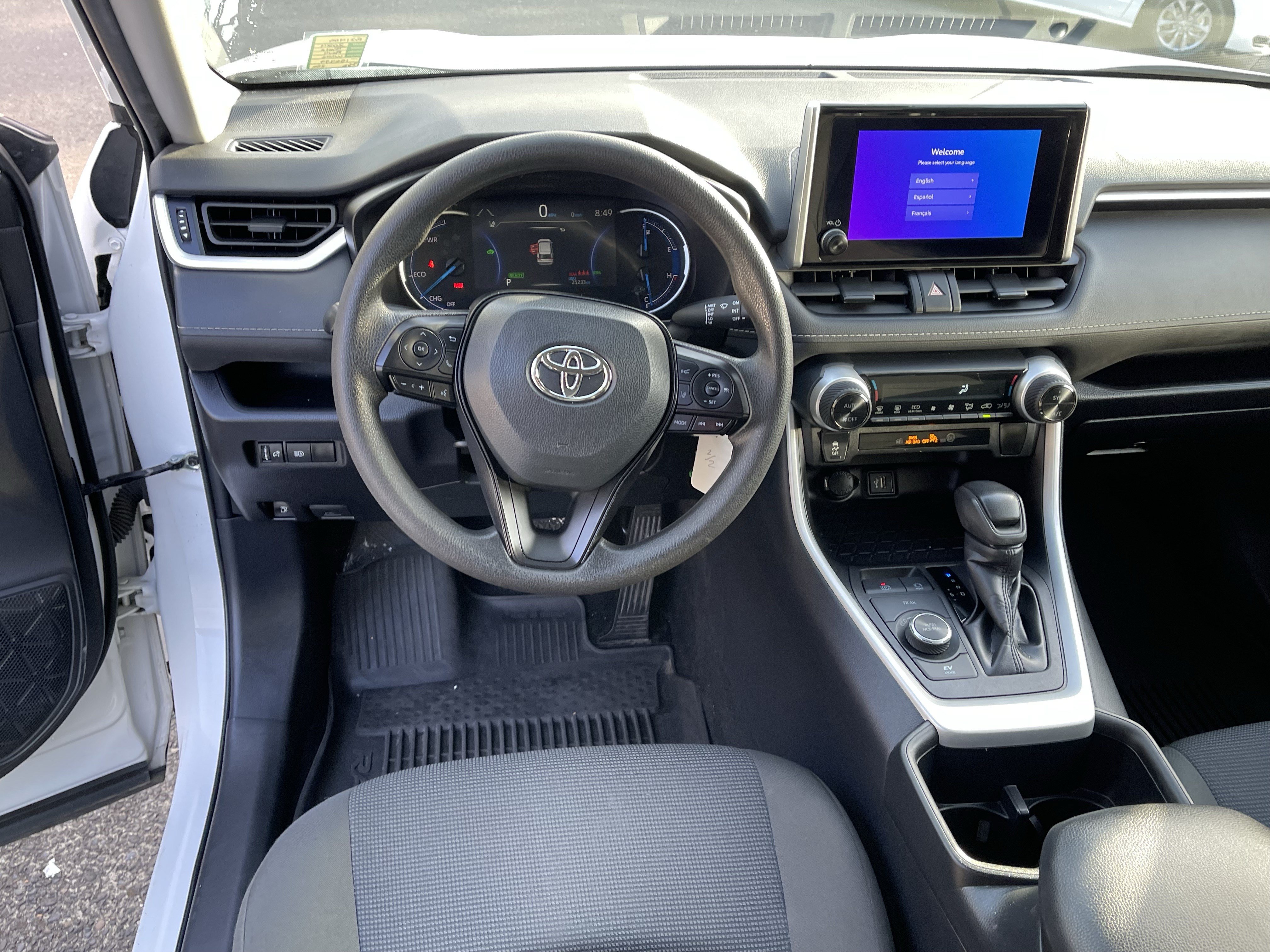 Certified 2024 Toyota RAV4 LE AWD/4WD image 11