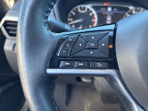 Used 2023 Nissan Altima 2.5 SL image 11