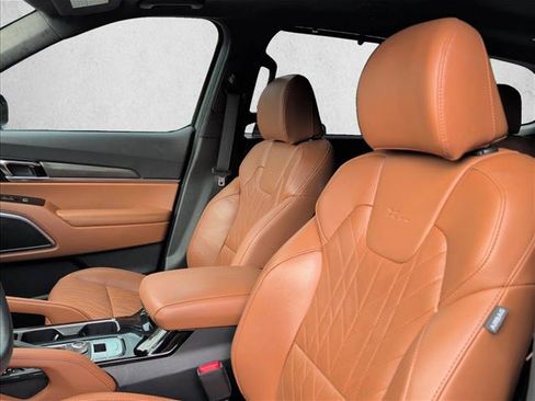 Used 2024 Kia Telluride SX Prestige X-Pro AWD/4WD image 11