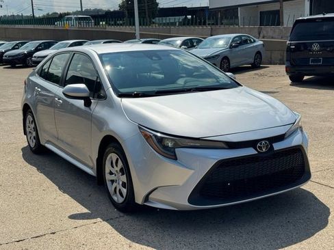 Used 2022 Toyota Corolla LE FWD image 8