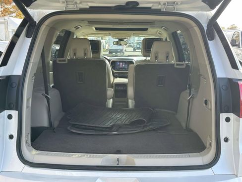 Used 2017 GMC Acadia Denali w/ Technology Package image 8