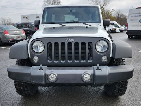 Used 2017 Jeep Wrangler Unlimited Sport image 10
