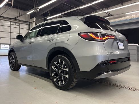 Used 2026 Honda HR-V EX-L image 5