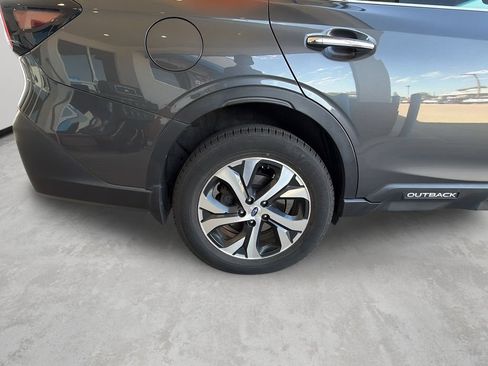Used 2021 Subaru Outback Touring XT AWD/4WD image 43