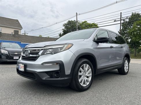 Used 2019 Honda Pilot LX image 1