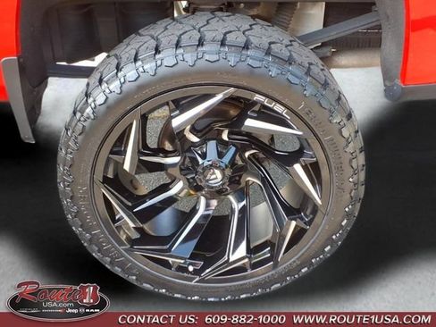 Used 2021 Chevrolet Silverado 1500 RST AWD/4WD image 10