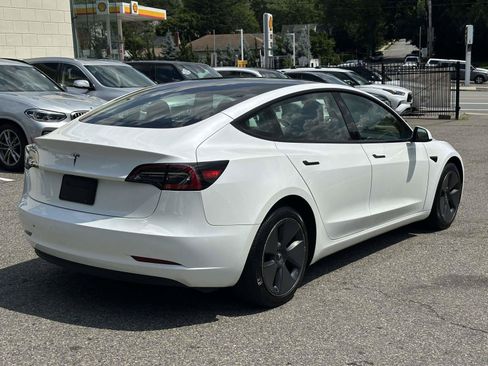 Used 2023 Tesla Model 3 Standard Range RWD image 3