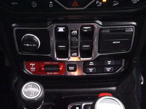 Used 2020 Jeep Wrangler Unlimited Rubicon image 32