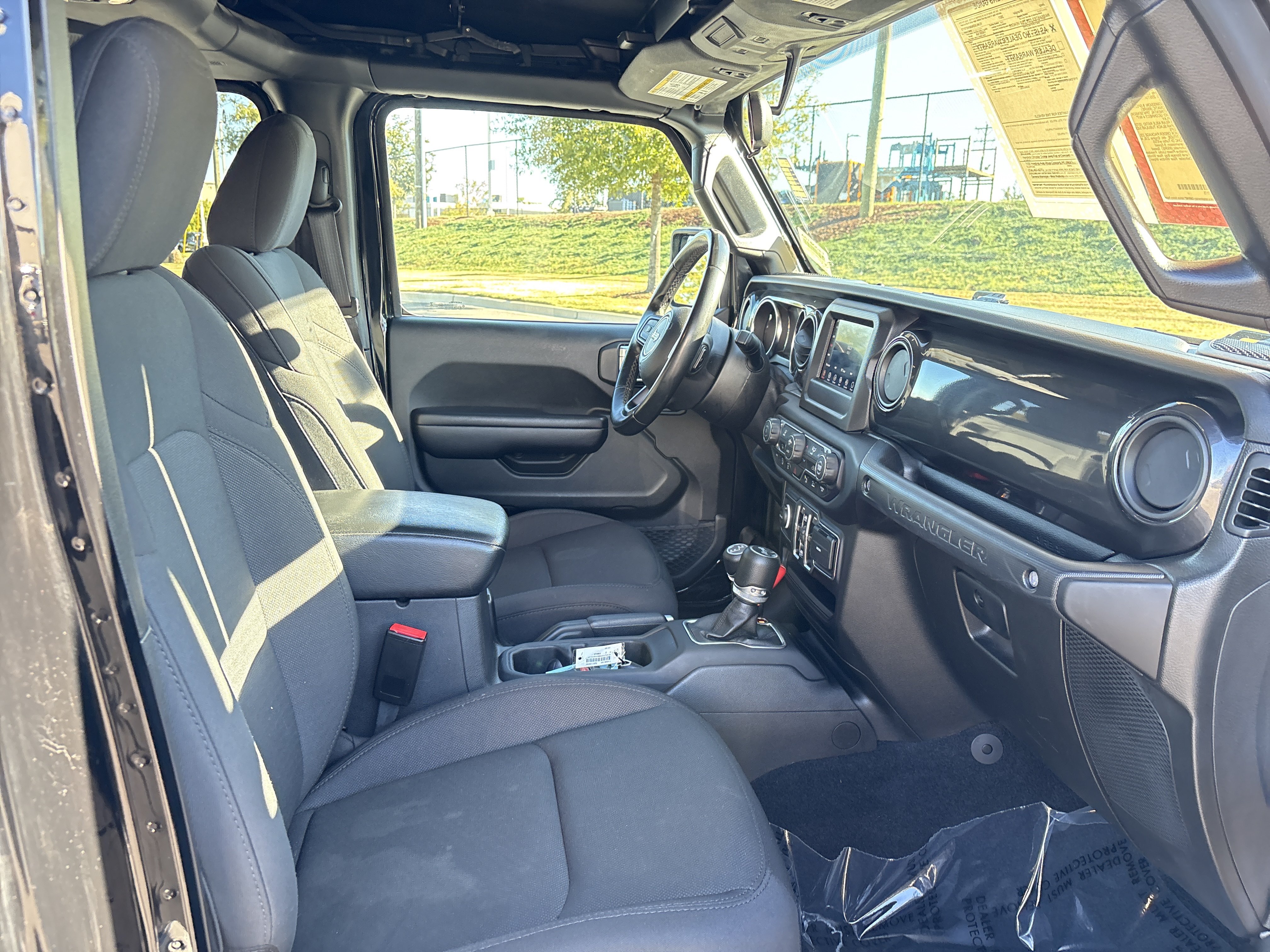 Used 2021 Jeep Wrangler Unlimited Sport AWD/4WD image 24