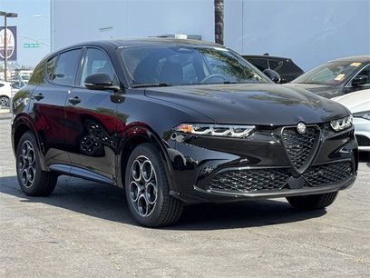 New 2025 Alfa Romeo Tonale w/ Premium Package