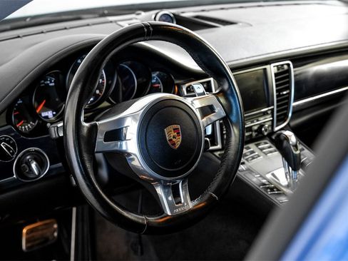 Used 2016 Porsche Panamera Edition w/ Premium Package Plus image 15
