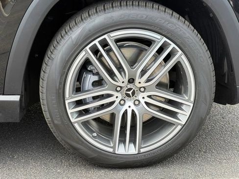 New 2026 Mercedes-Benz GLS 450 4MATIC image 28