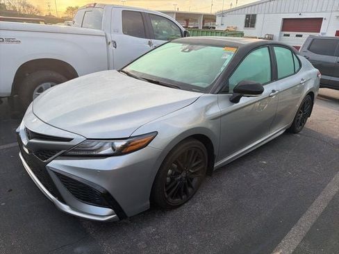 Used 2024 Toyota Camry XSE w/ Navigation Package image 2