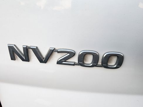 Used 2020 Nissan NV200 S image 9