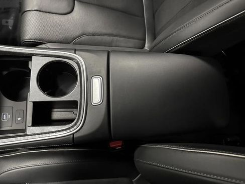 Used 2023 Hyundai Santa Fe Limited w/ Cargo Package image 21