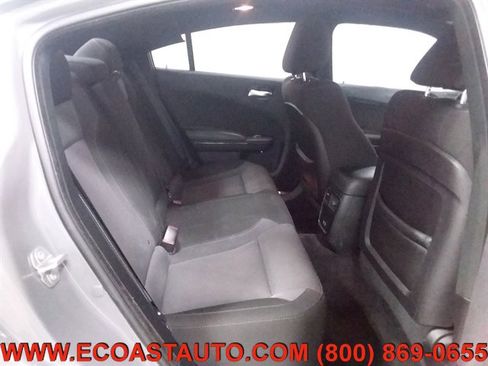 Used 2018 Dodge Charger R/T w/ Blacktop Package RWD image 14