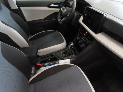 New 2026 Volkswagen Taos S FWD image 25
