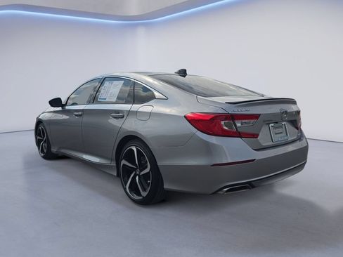 Used 2022 Honda Accord Sport image 3