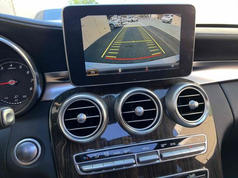 Used 2015 Mercedes-Benz C 300 4MATIC Sedan image 4