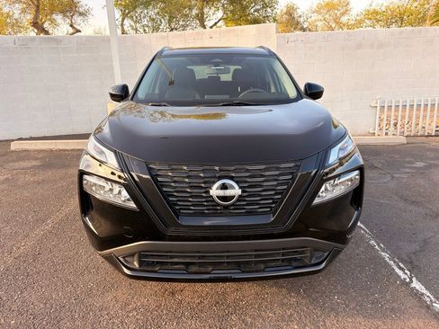 Certified 2023 Nissan Rogue SV w/ SV Premium B Package FWD image 3