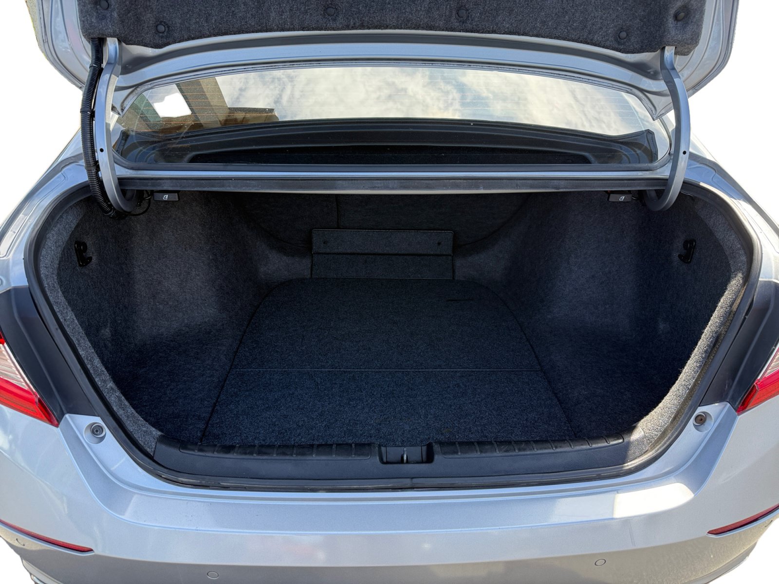 Certified 2018 Honda Accord Touring image 17