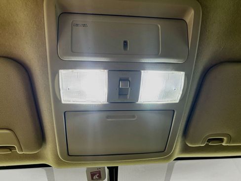 Used 2017 Nissan Titan S RWD image 20