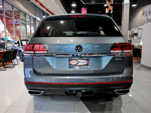 Used 2022 Volkswagen Atlas SE image 6