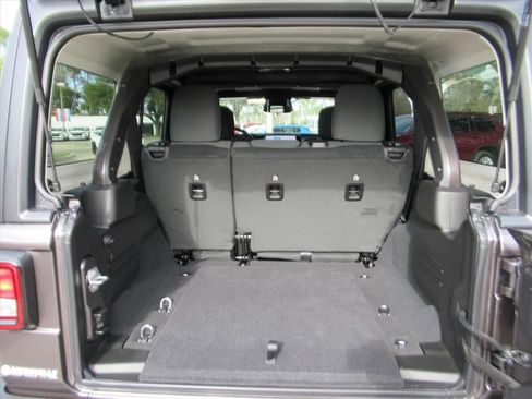 New 2026 Jeep Wrangler Unlimited Sport AWD/4WD image 29