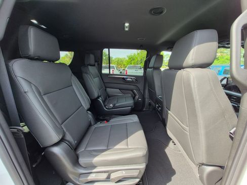 New 2026 Chevrolet Suburban LT w/ Comfort Package AWD/4WD image 21