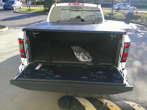 Used 2026 Nissan Frontier SV w/ SV Convenience Package image 32