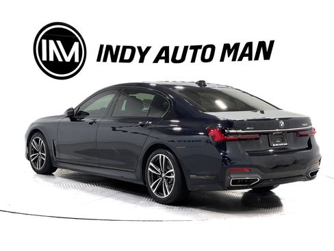 Used 2021 BMW 750i xDrive w/ Executive Package AWD/4WD image 6