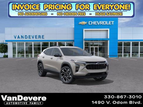 New 2026 Chevrolet Trax RS FWD image 1