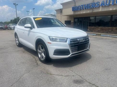 Used 2020 Audi Q5 2.0T Premium w/ Convenience Package image 8