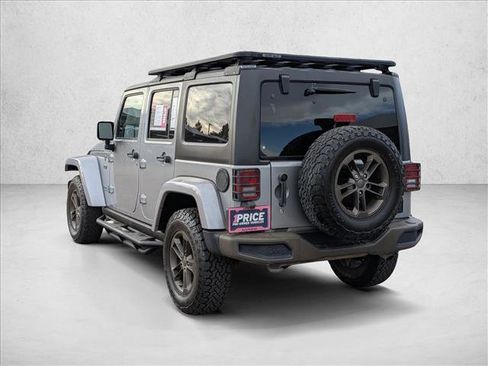Used 2016 Jeep Wrangler Unlimited Sahara image 7