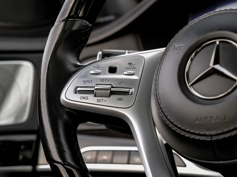 Used 2019 Mercedes-Benz S 560 4MATIC Sedan image 16