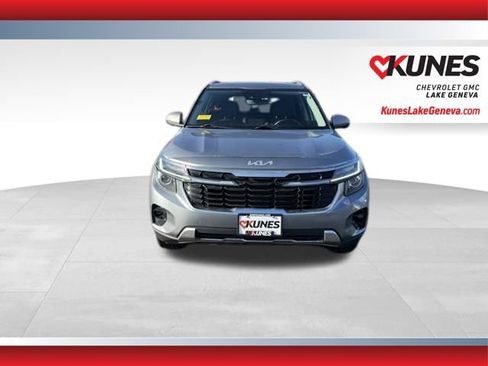 Used 2025 Kia Seltos S image 10