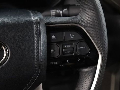 Used 2024 Toyota Tundra Limited w/ Power Package image 30