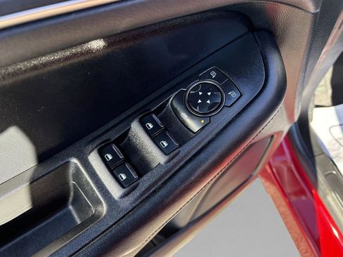 Used 2022 Ford Edge SEL w/ Convenience Package image 22