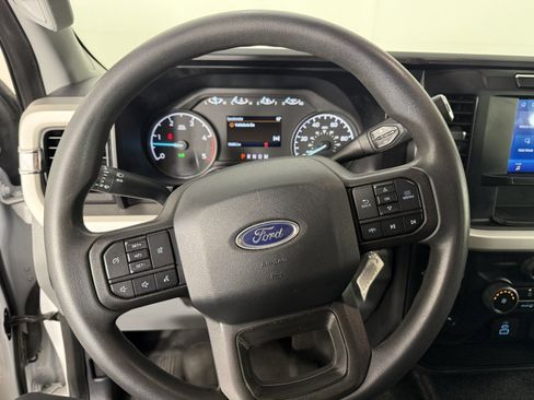 Used 2023 Ford F350 XL w/ FX4 Off-Road Package AWD/4WD image 21