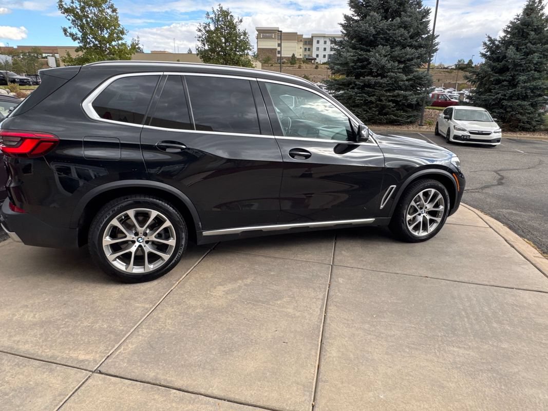 Used 2019 BMW X5 xDrive40i w/ Luxury Seating Package AWD/4WD image 6