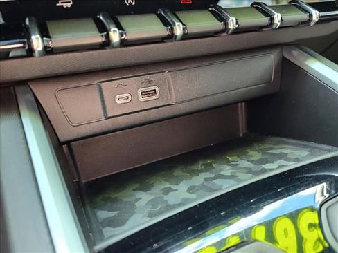 Certified 2025 Chevrolet Colorado LT w/ Advanced Trailering Package image 22